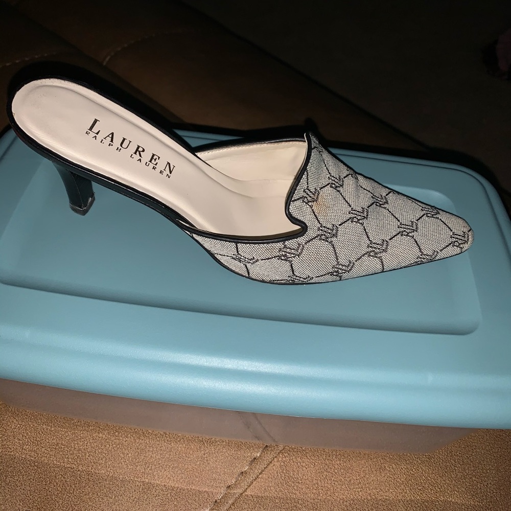 Shoes - Picture 7 of 14